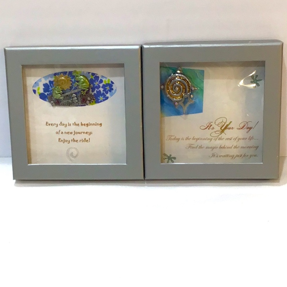 Two inspirational greeting cards with metal brooches